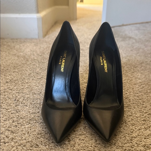 Saint Laurent Black Pointed Toe Heels - Picture 2 of 8